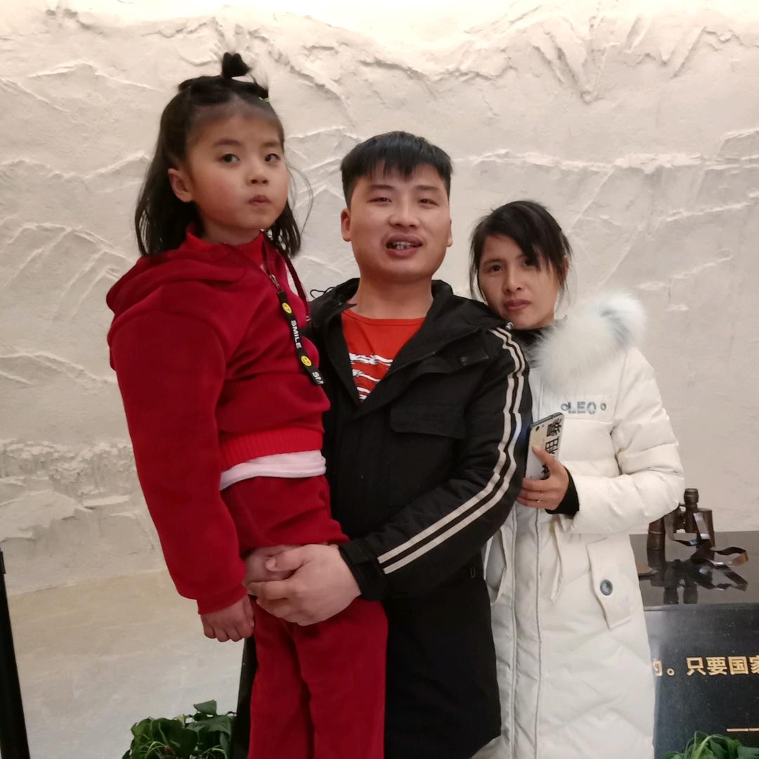 胡灿