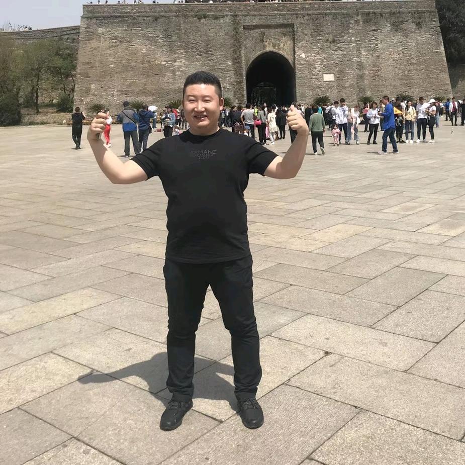 奔腾的小烈马
