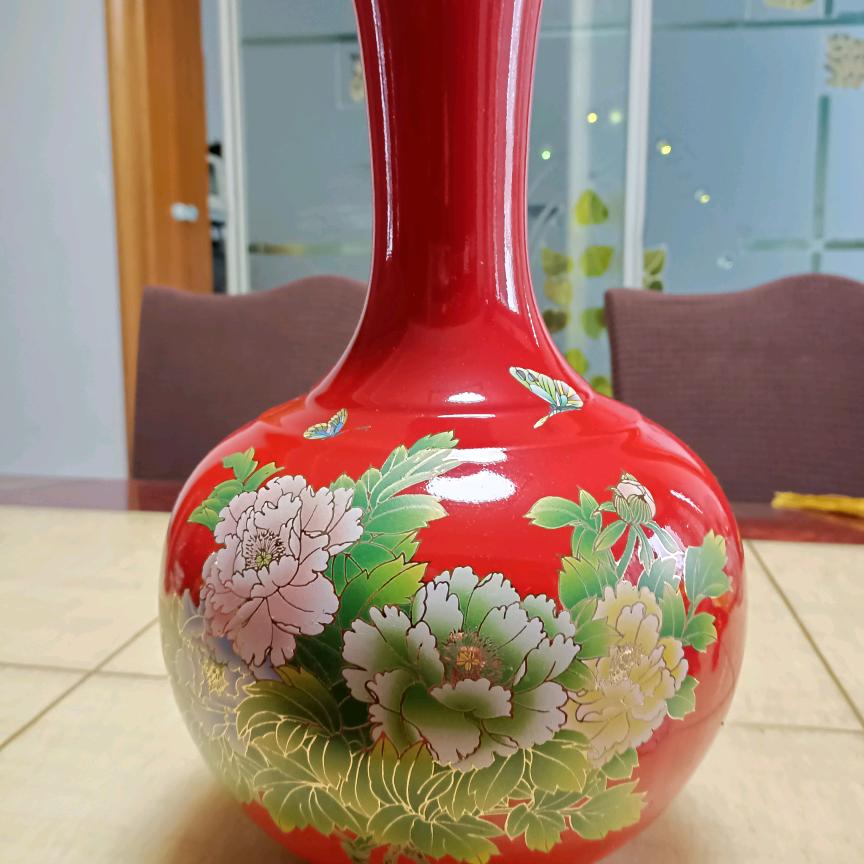 手手