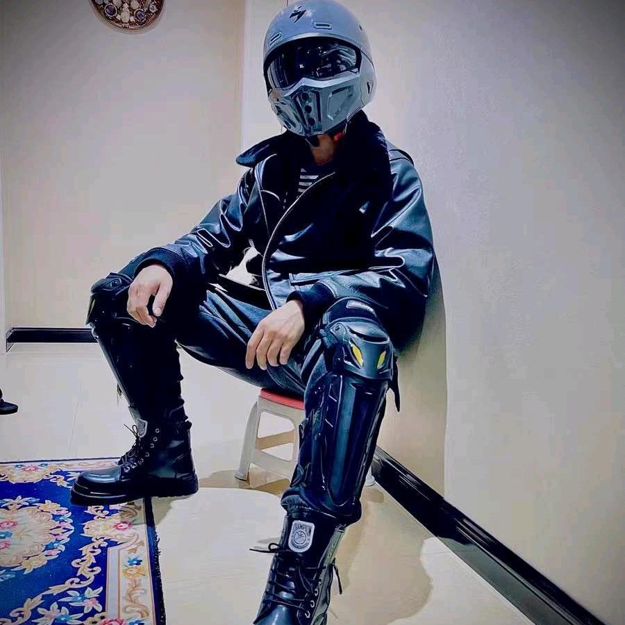 未来  