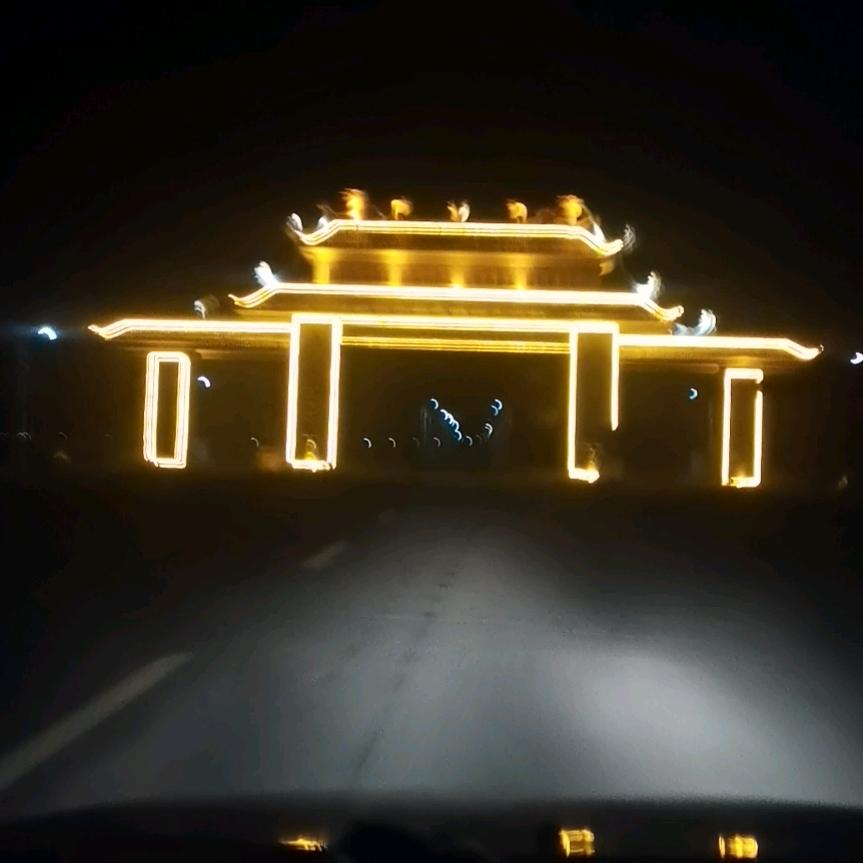 逐梦飞翔破长空