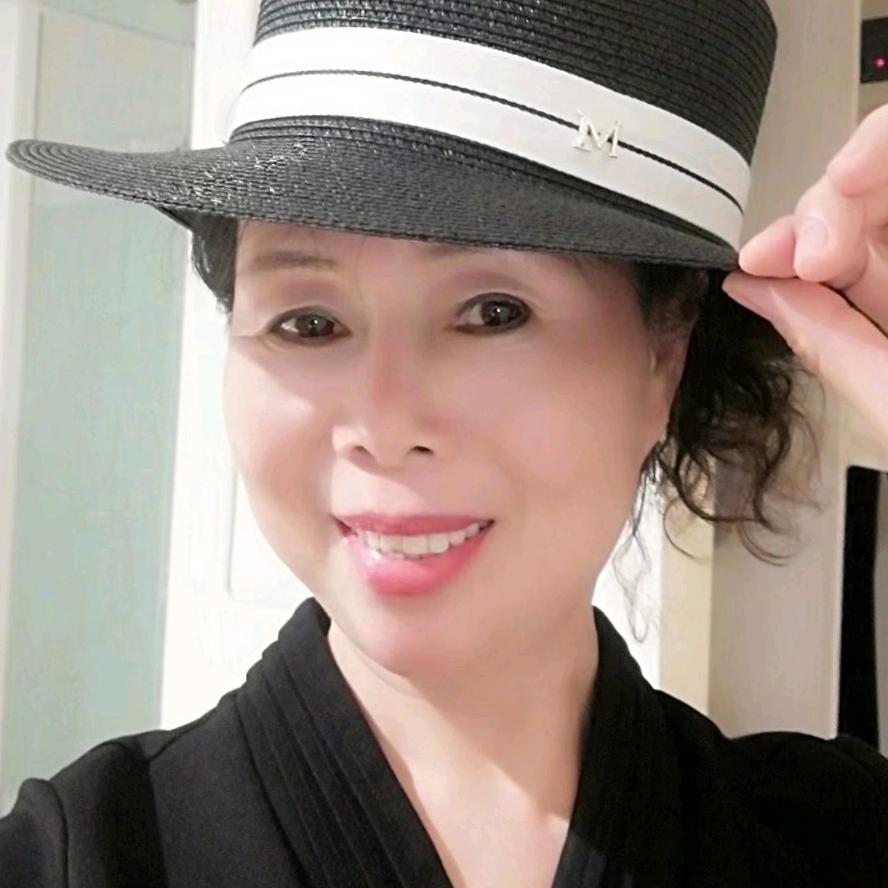 程玉娟：橱窗百货