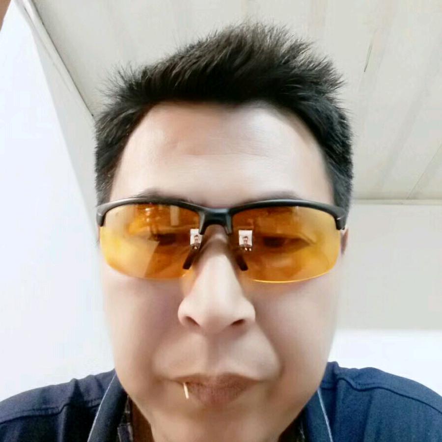 秀彬