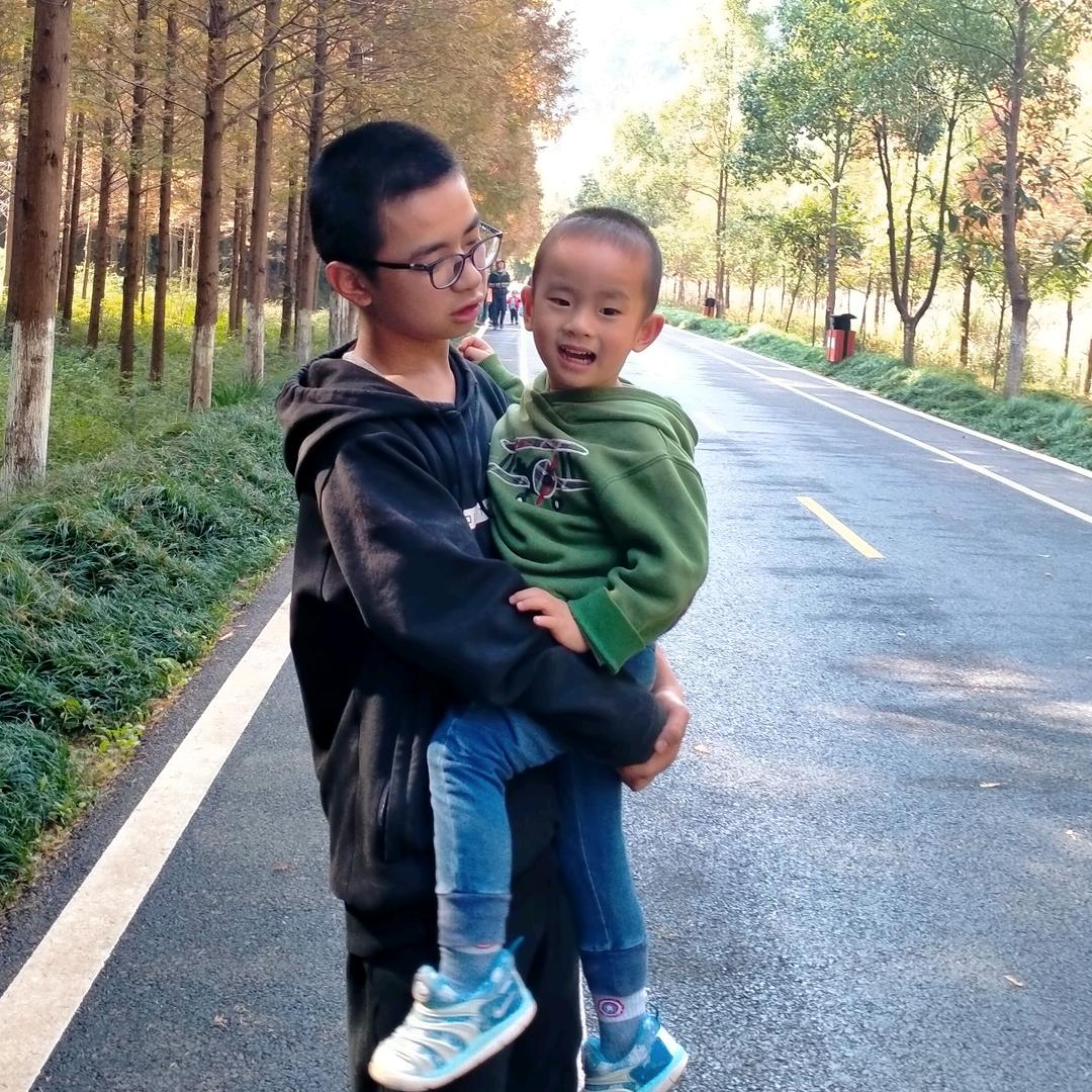 大哲小喆
