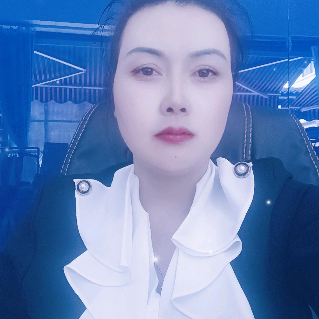 建泰服装，中和新街子信用社斜对面