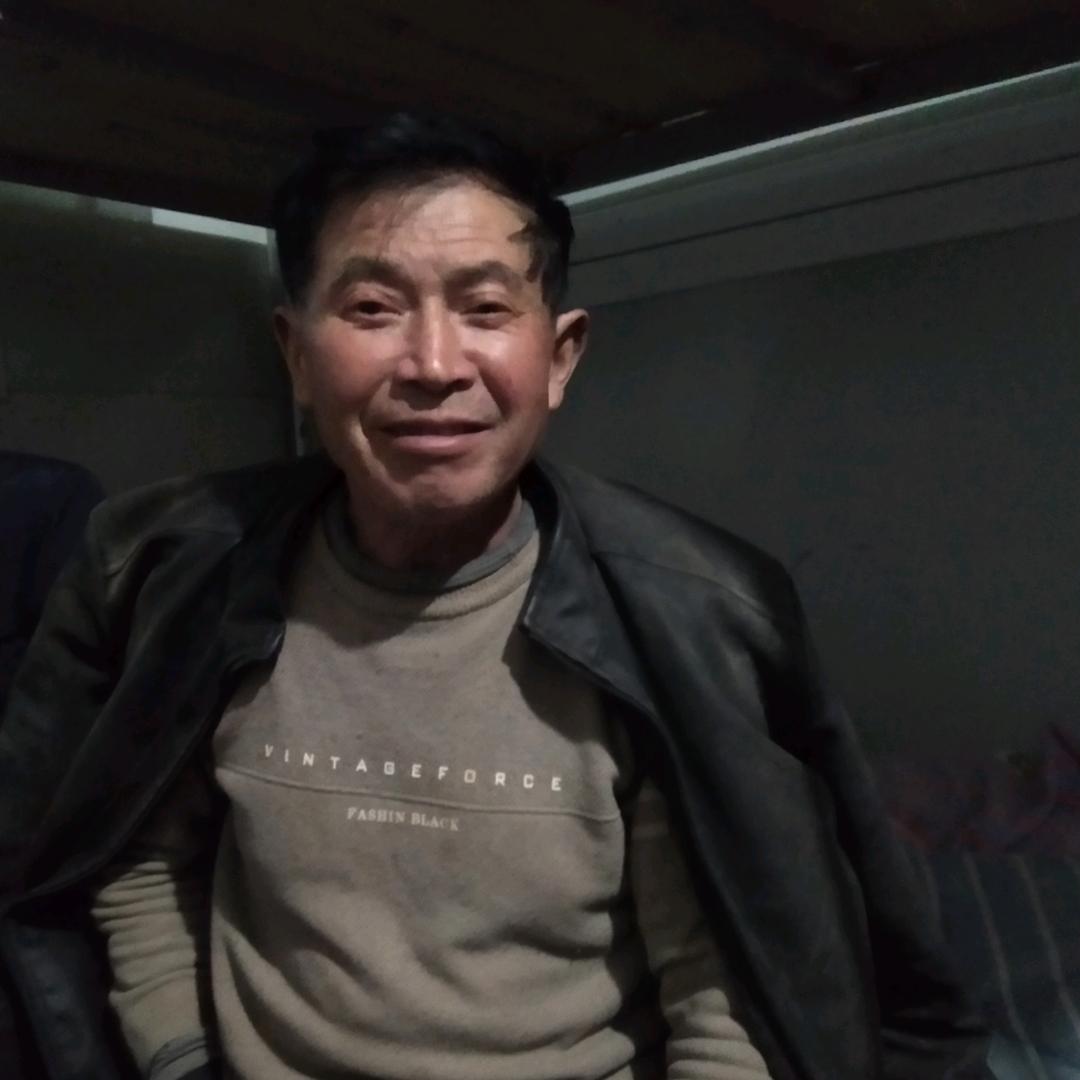 老李。