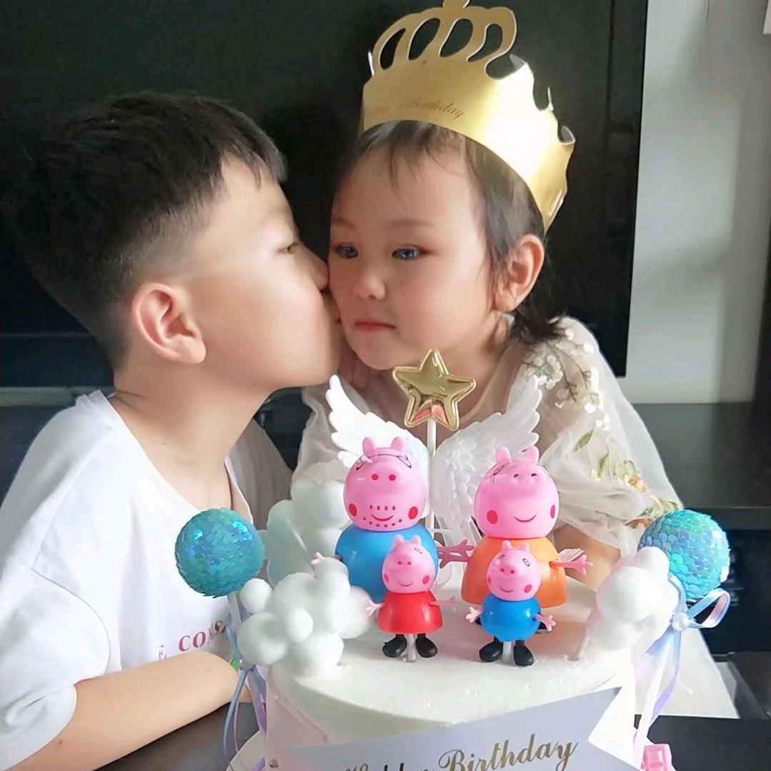 CY(๑•॒̀ ູ॒•́๑)啦啦啦