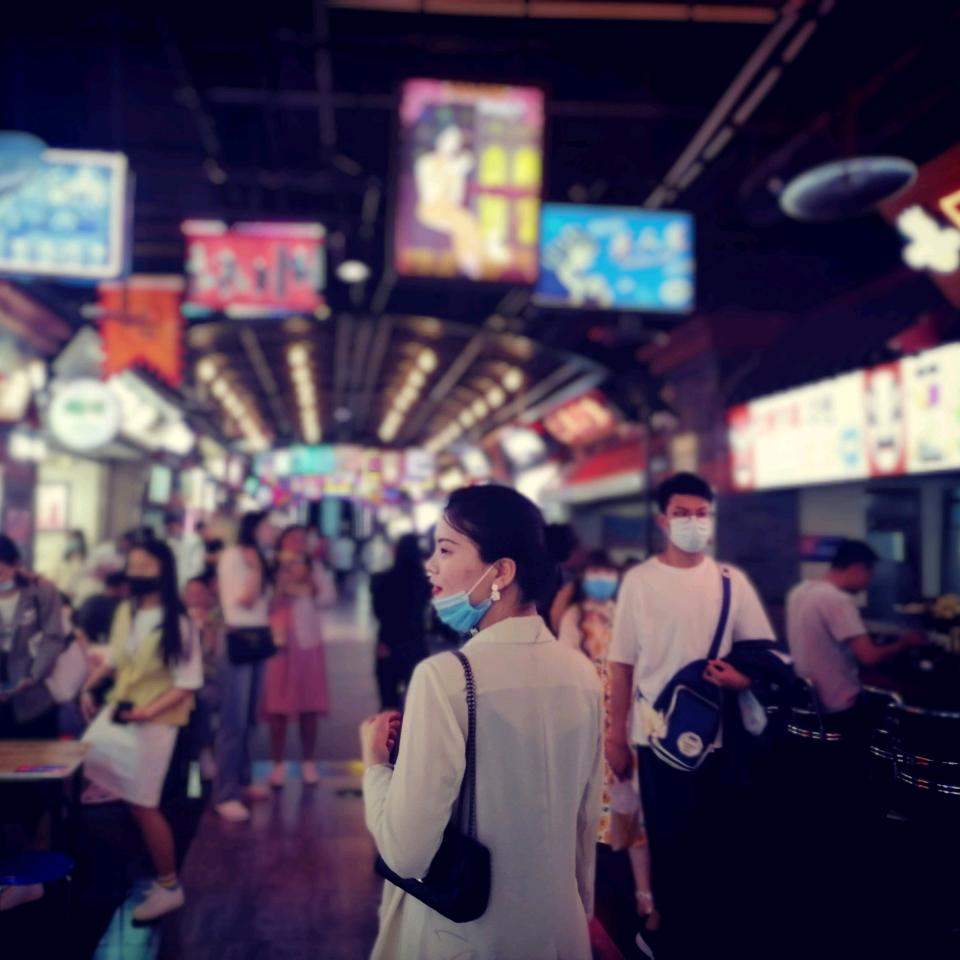 是李瘦瘦吖
