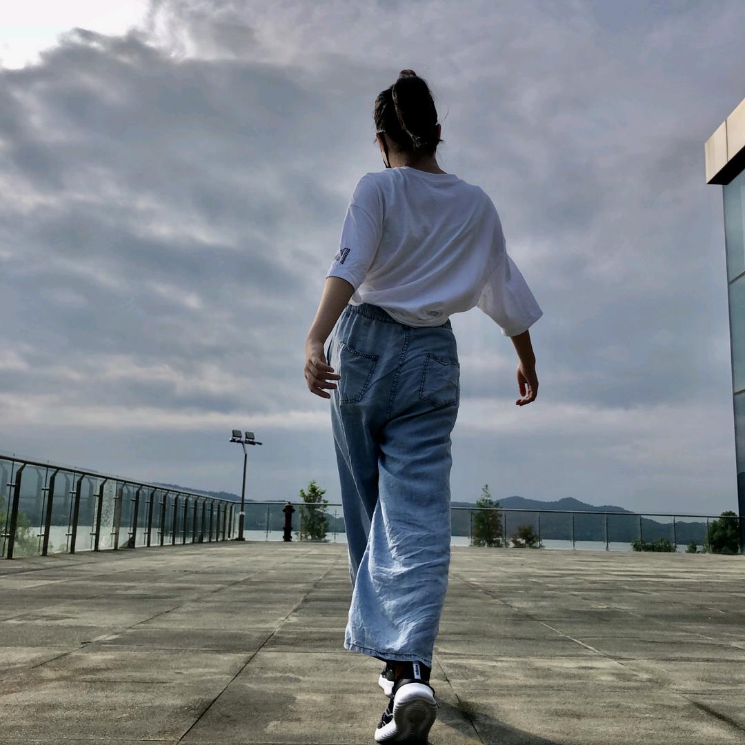 胡颖（胡说宁波）