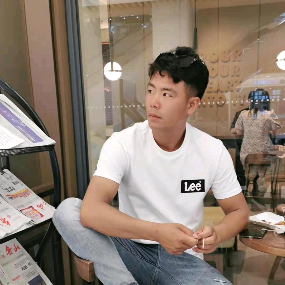 Mr . zhang 🐳️