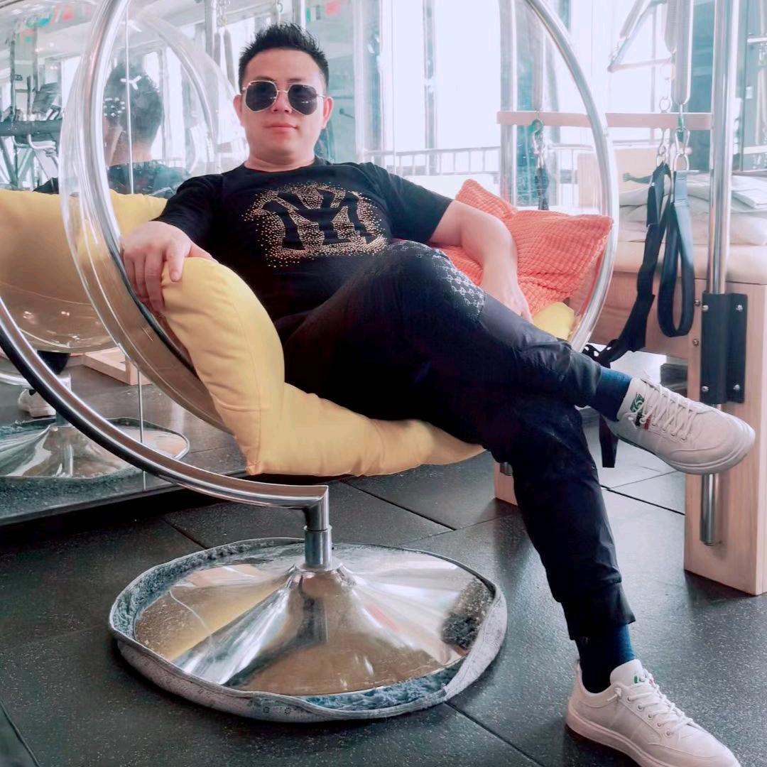 爱车界的曹先生