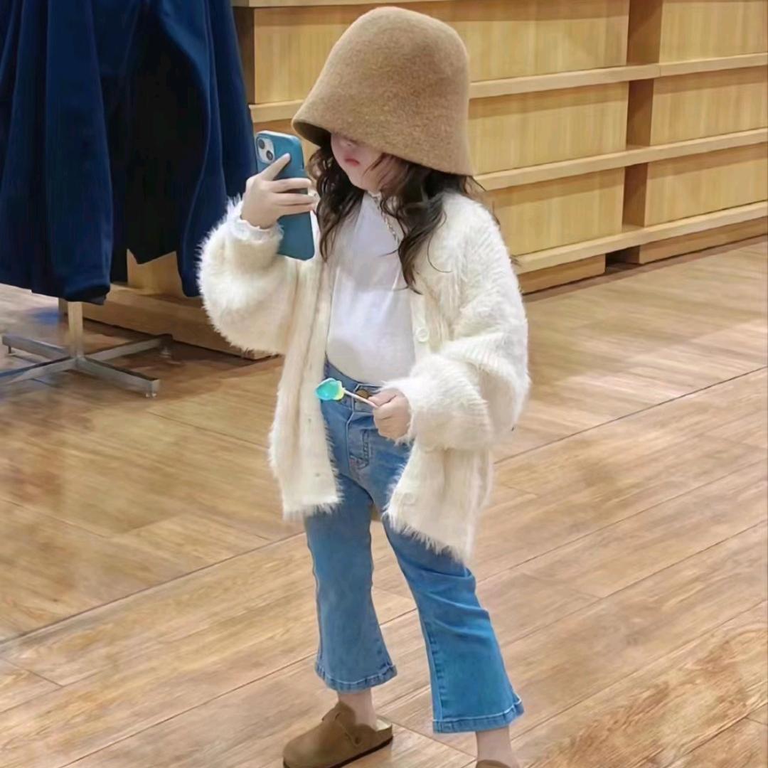 家中有只小鸡仔