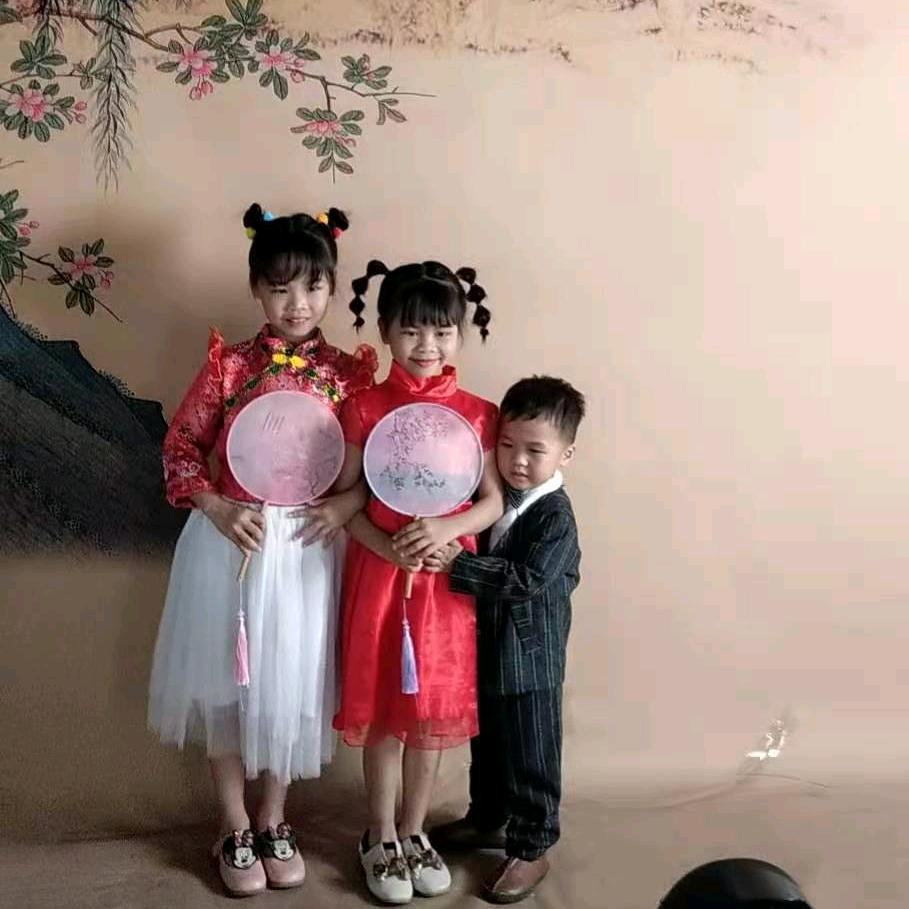 快乐小朋友