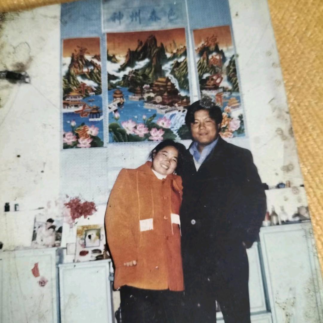 快乐的老板娘
