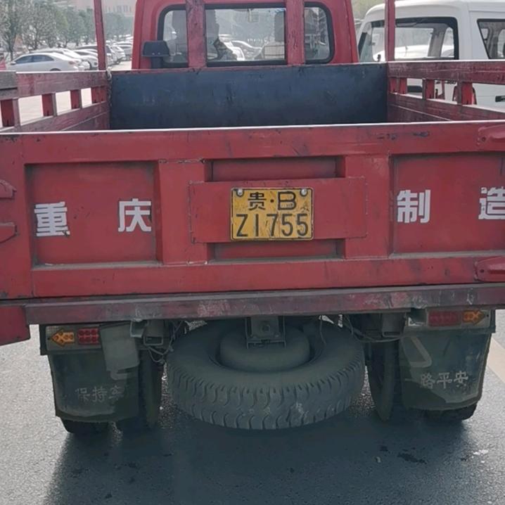 朱师空车拉货