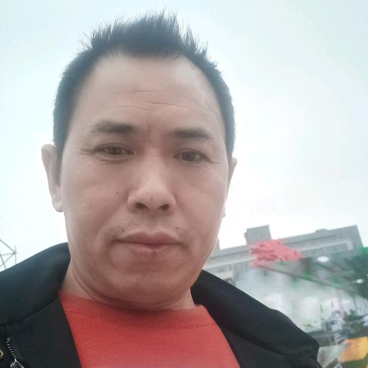 向阳光奔跑。