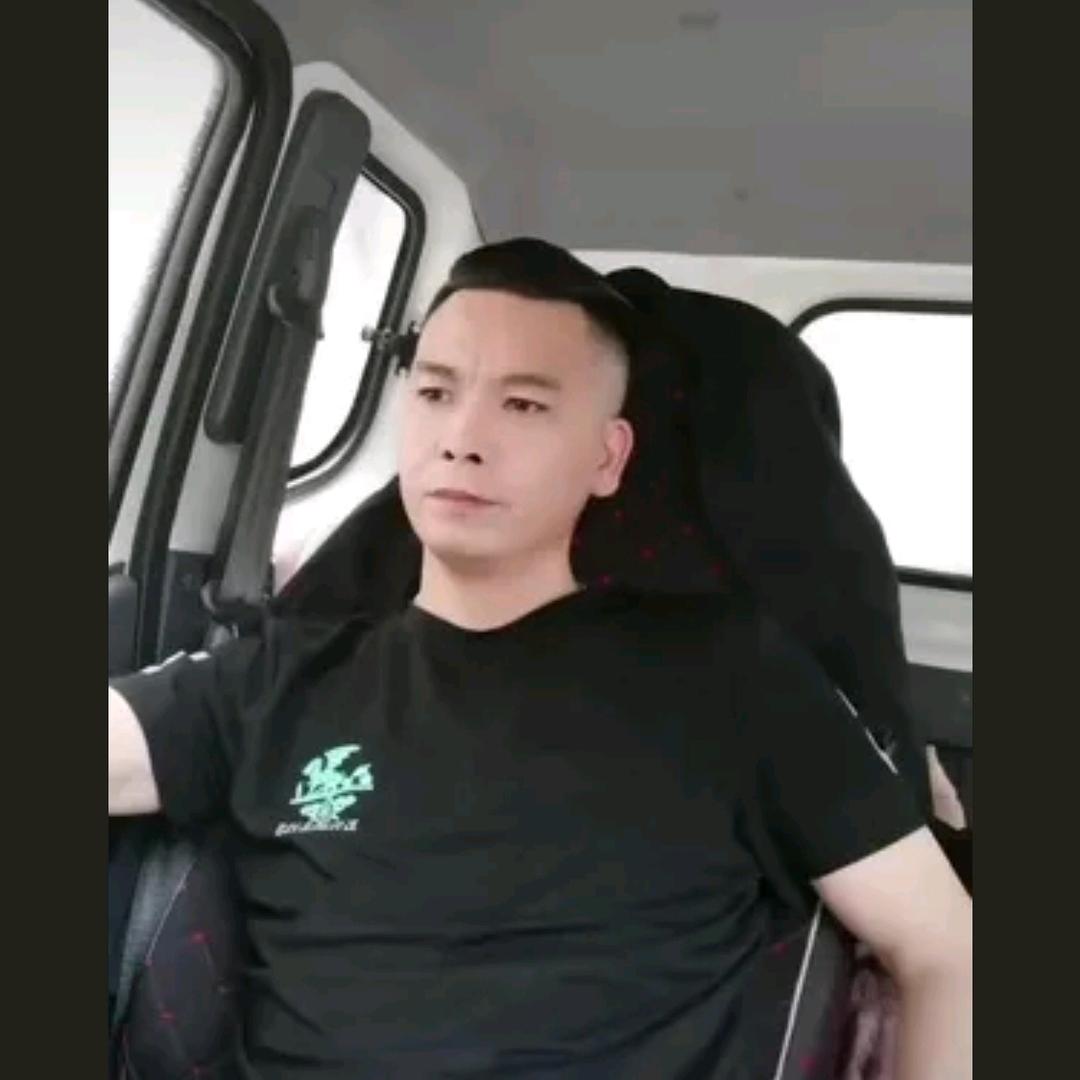 @啊伟哥🎤