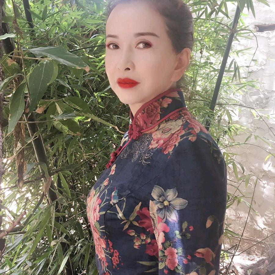 傲雪寒梅