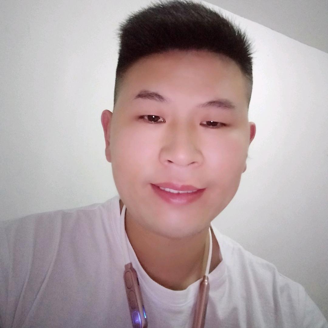 启嘉豪