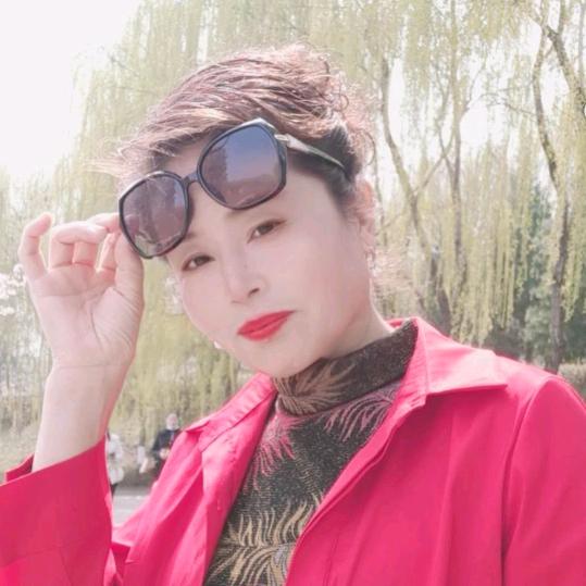 双胞胎糖果奶奶