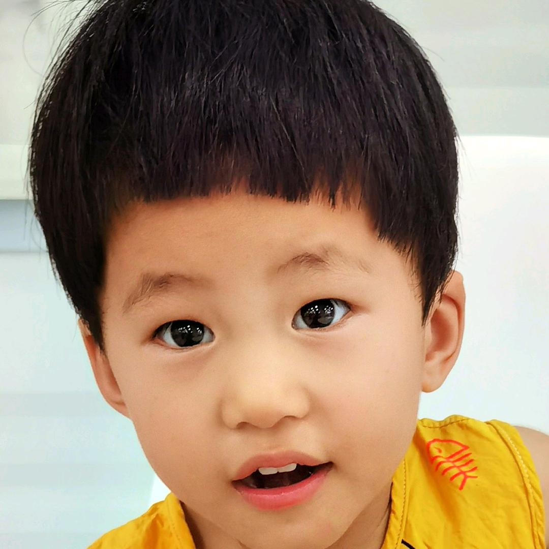 何子妍