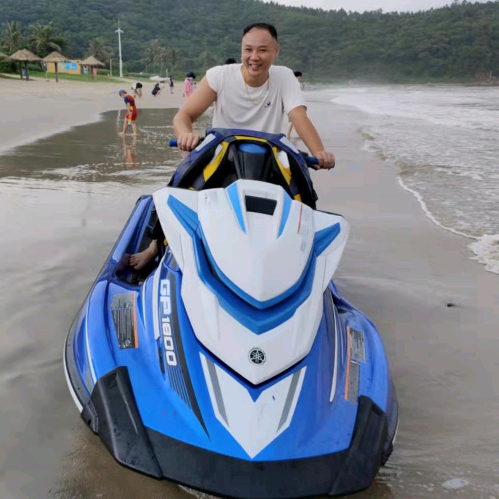 伟仔