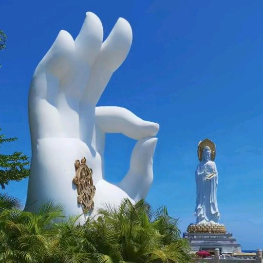万里相逢卍