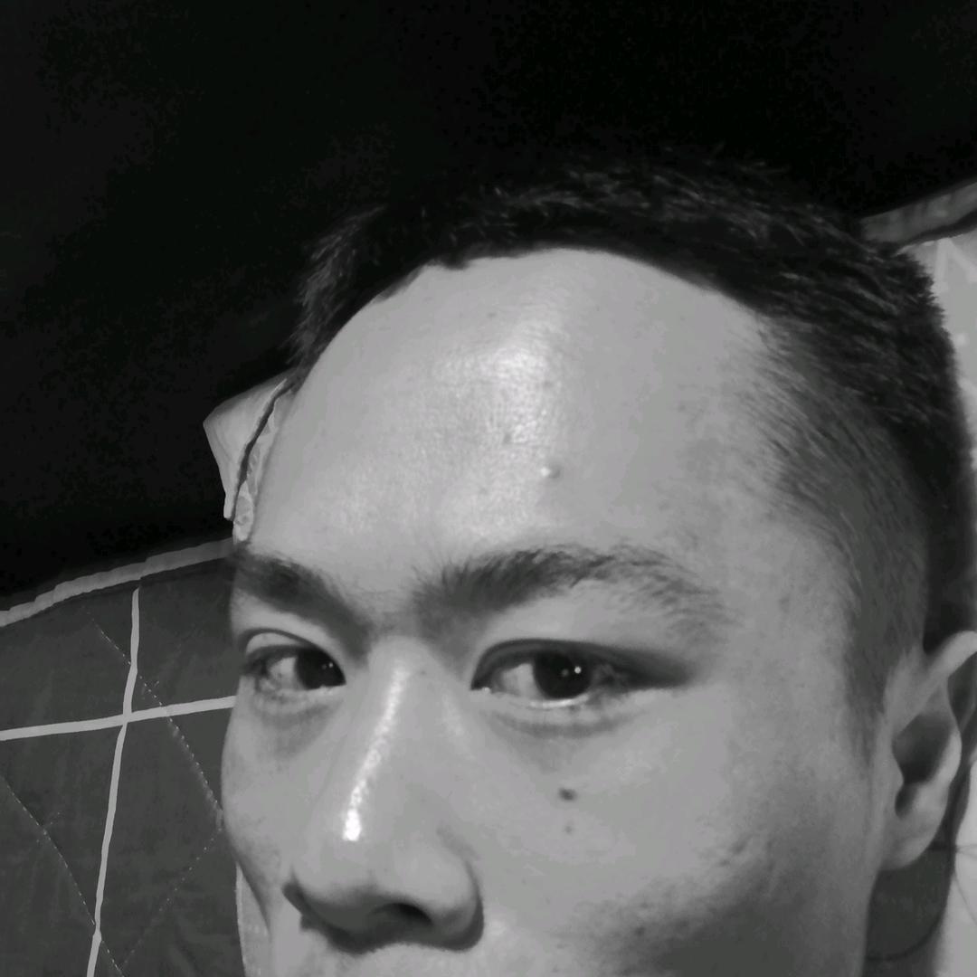 秦天朗