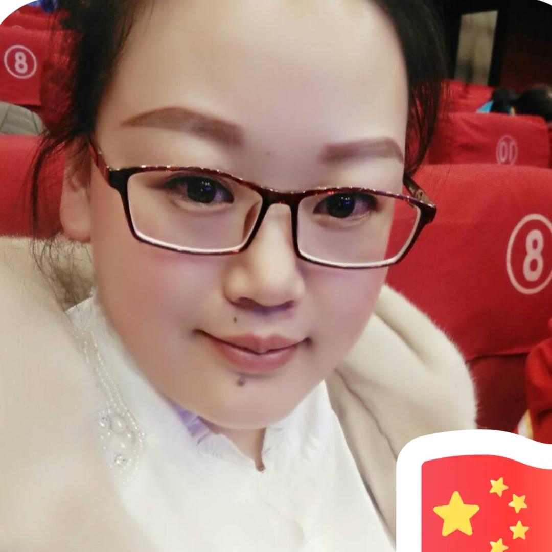 吹泡泡的小鱼鱼