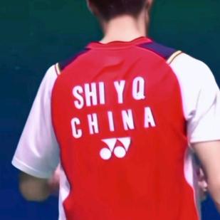 李梓嘉与林俊杰我都要🏸