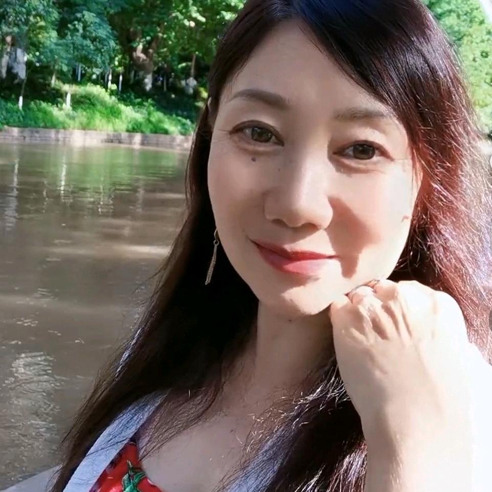 张珈贻