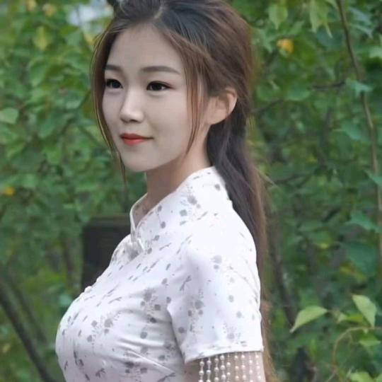 秋香小号开，签名上面有