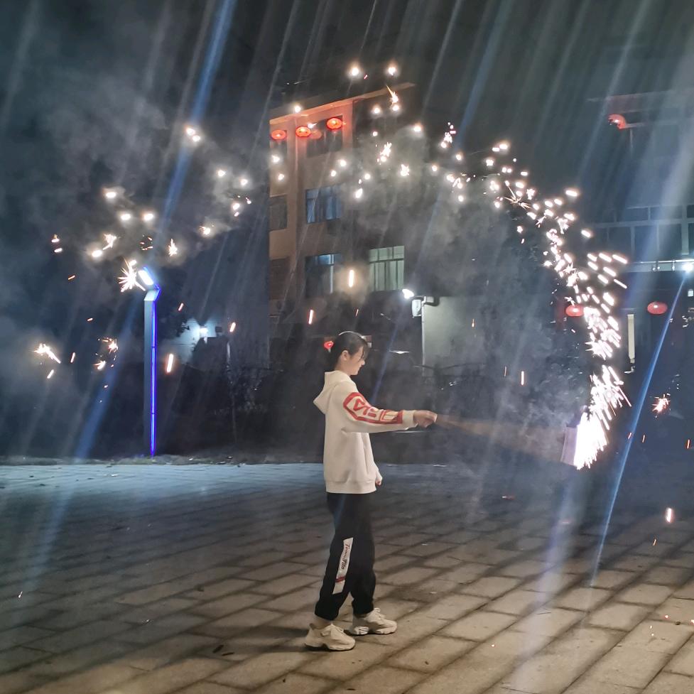 映墨