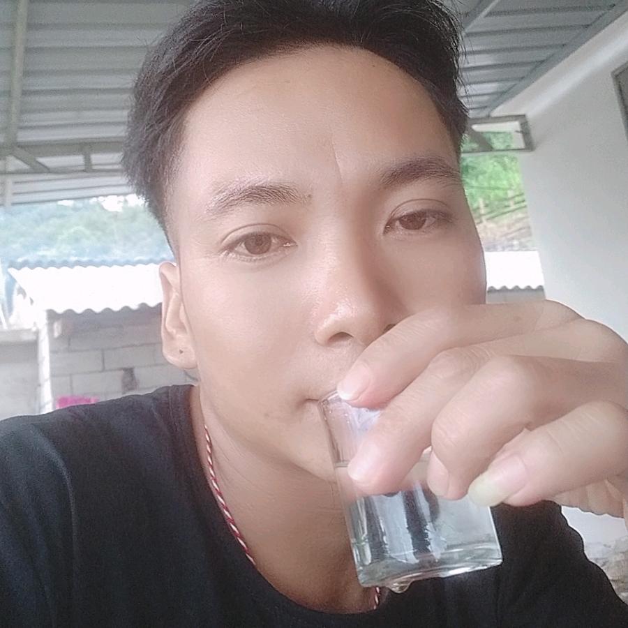 随风飘雨。