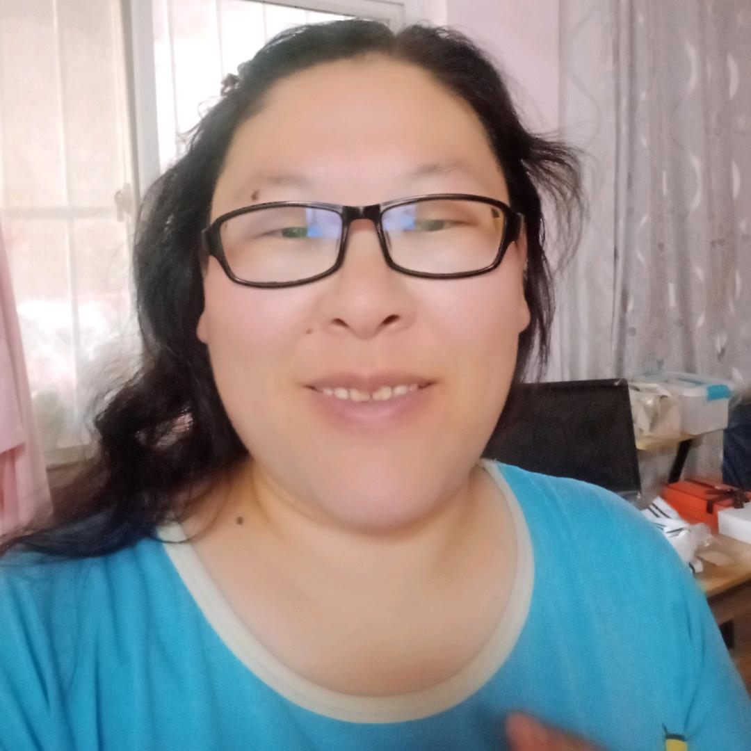 赤名莉香的笑头像