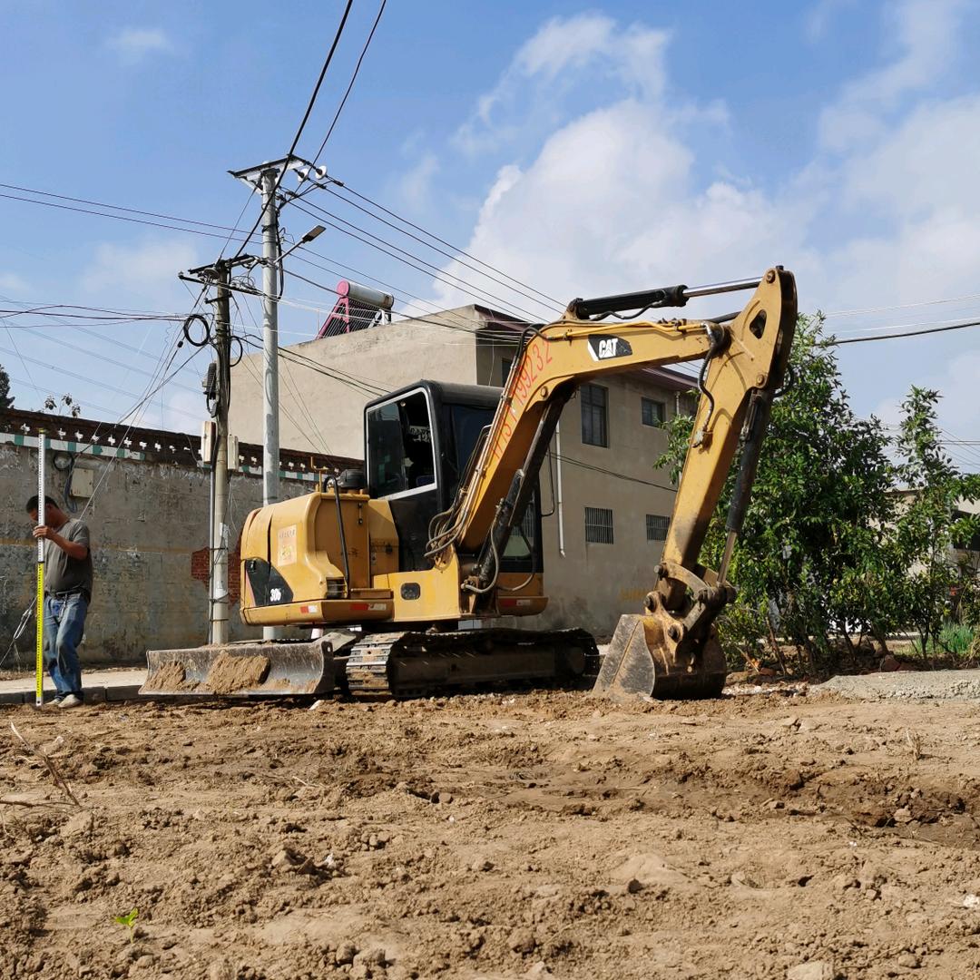 挖机出租抓木器破碎