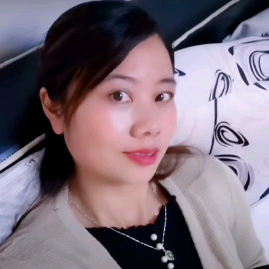 水中月