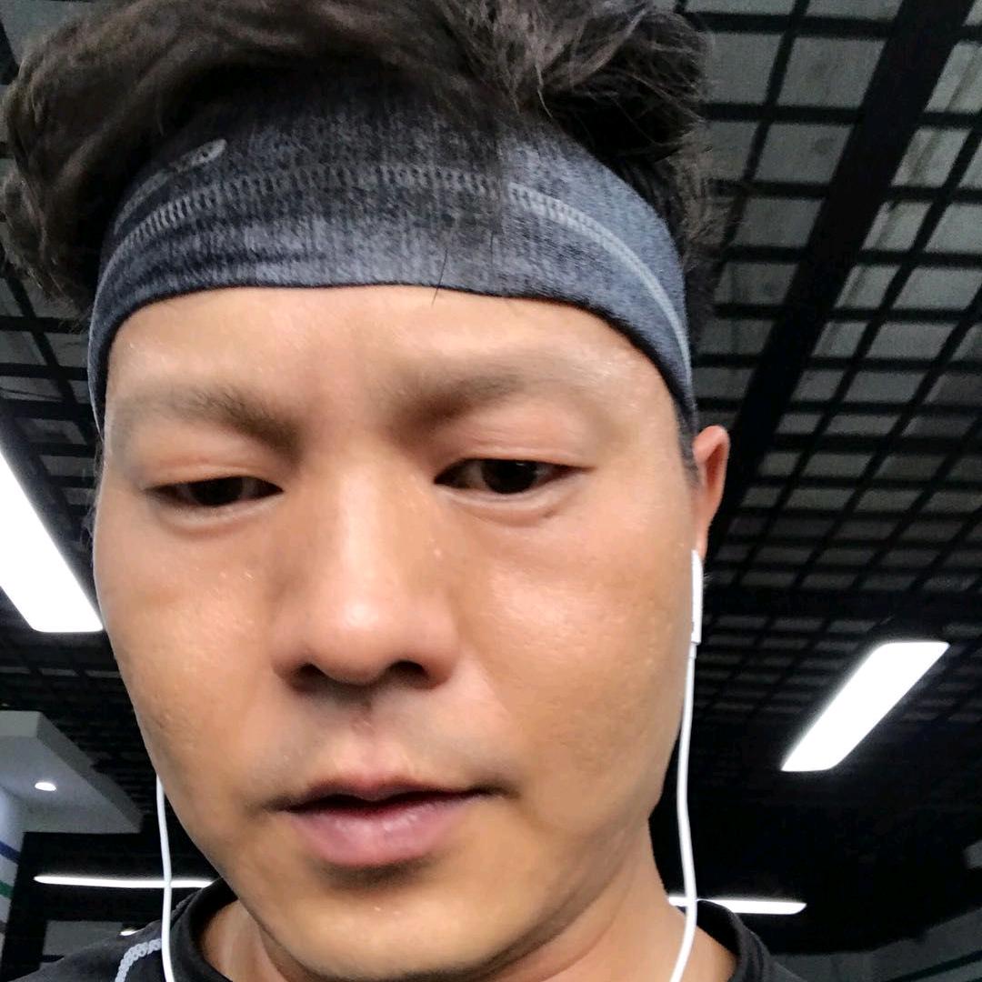 @70后张哥