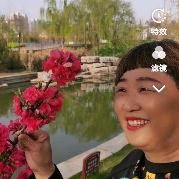 朱玲