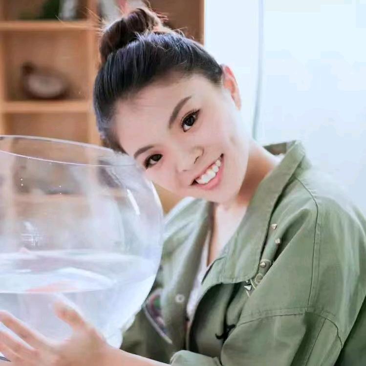晨晨吖