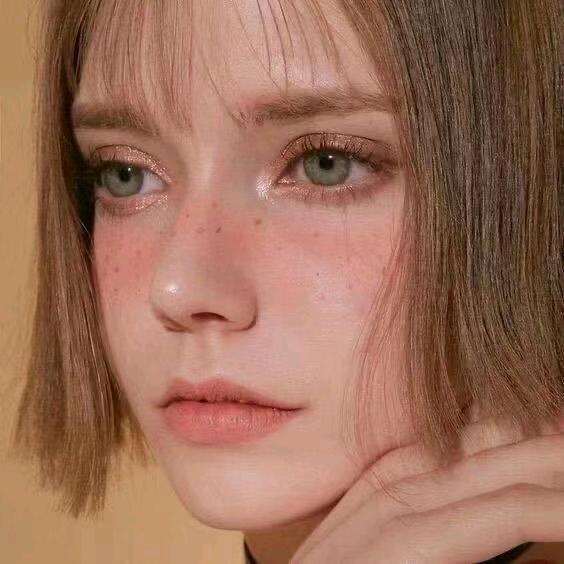 菡哥
