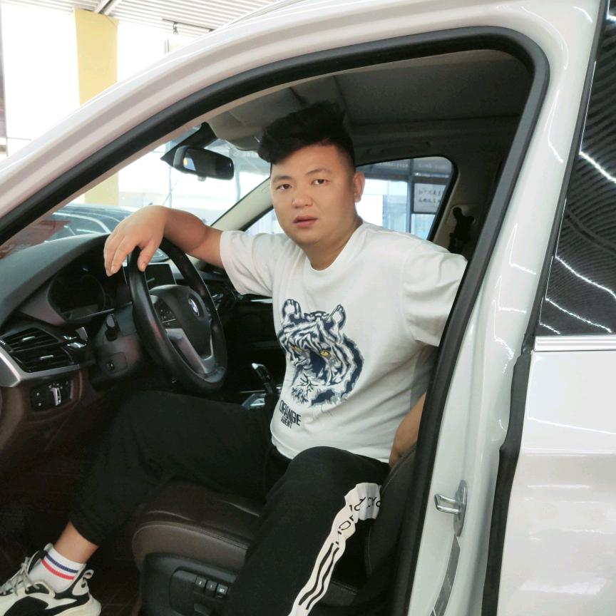 小老弟二手车
