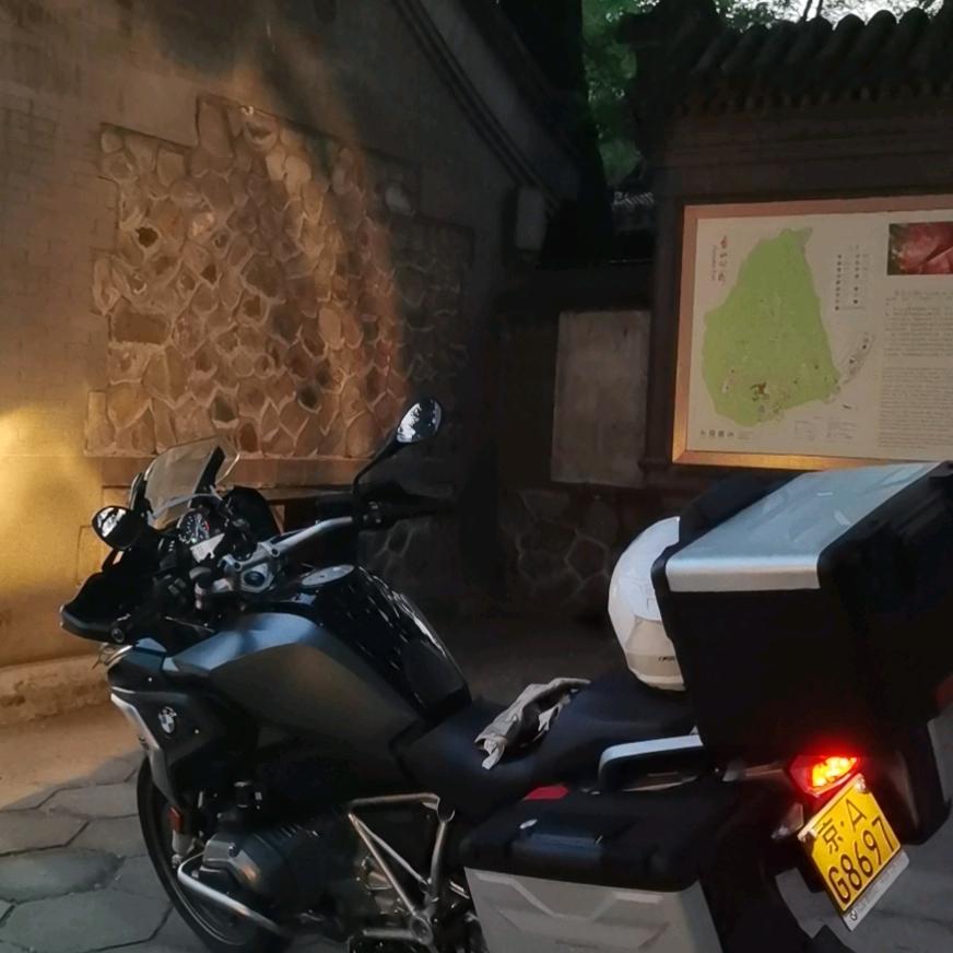 李兵：