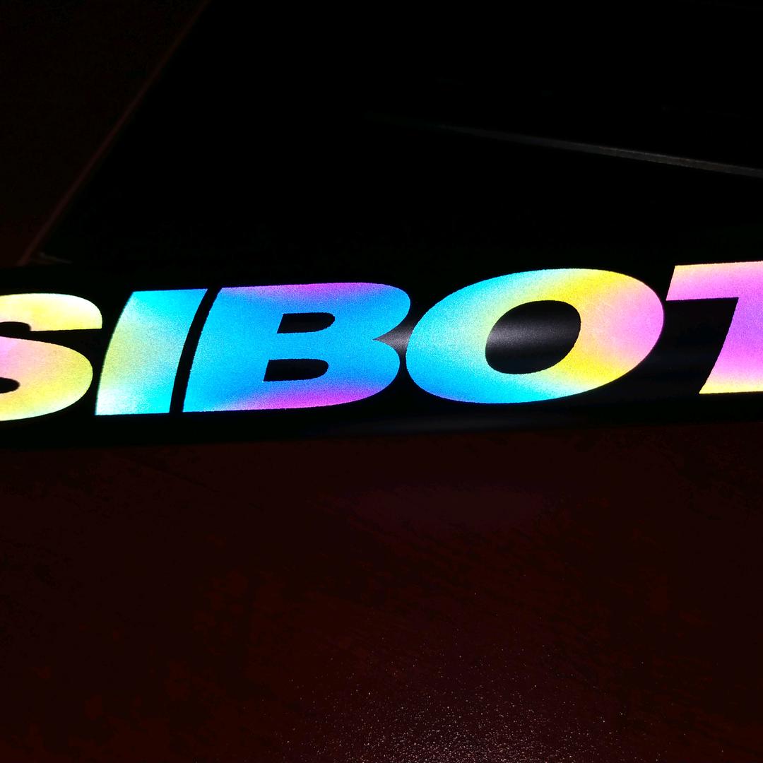 ╭(╯哈喽╰)╮