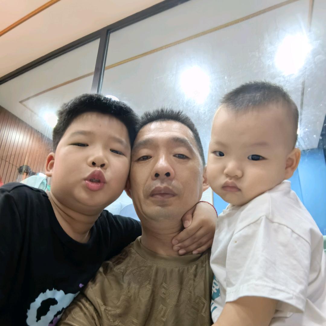 王河壮的稻香苑美食小铺