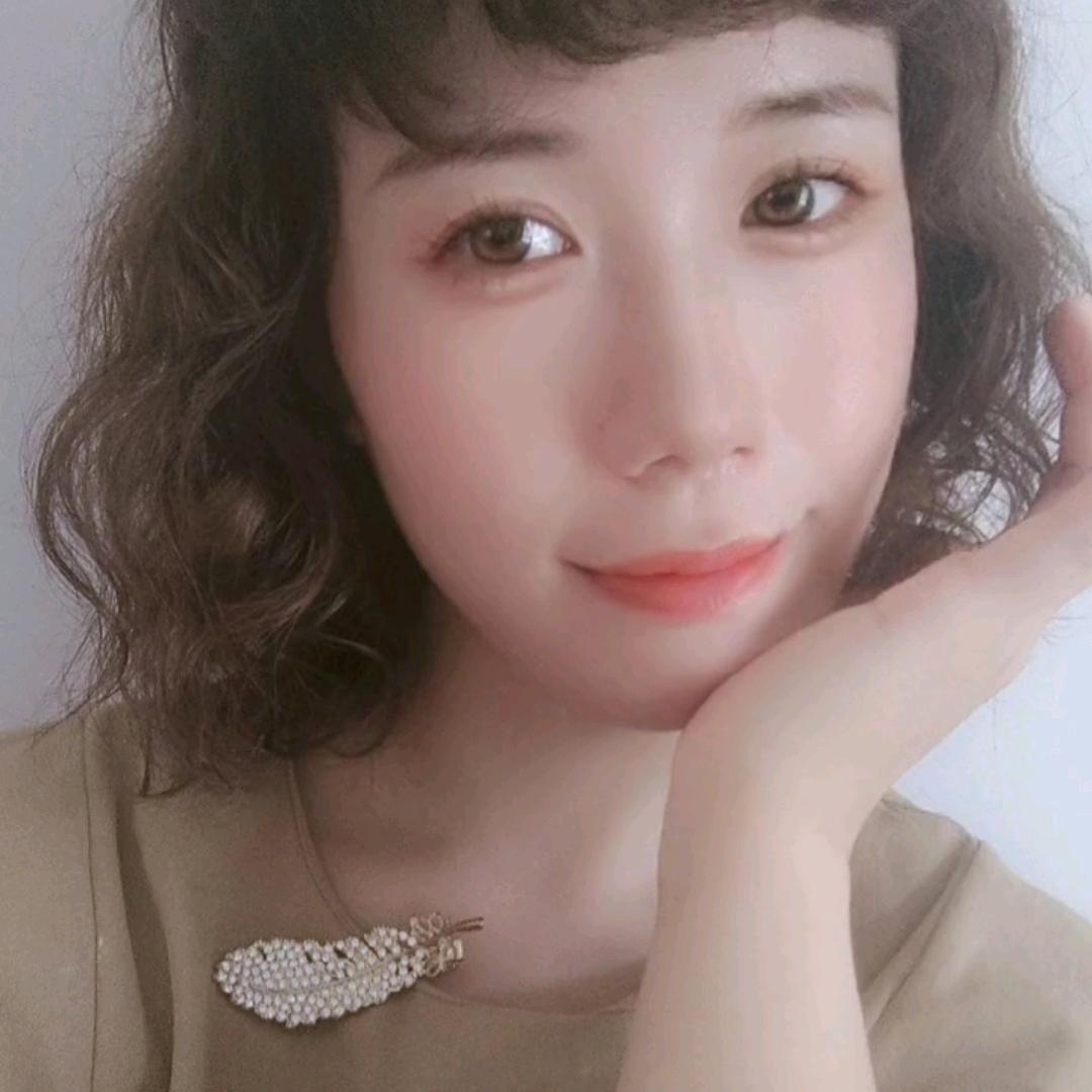 丹丹美妆个体店