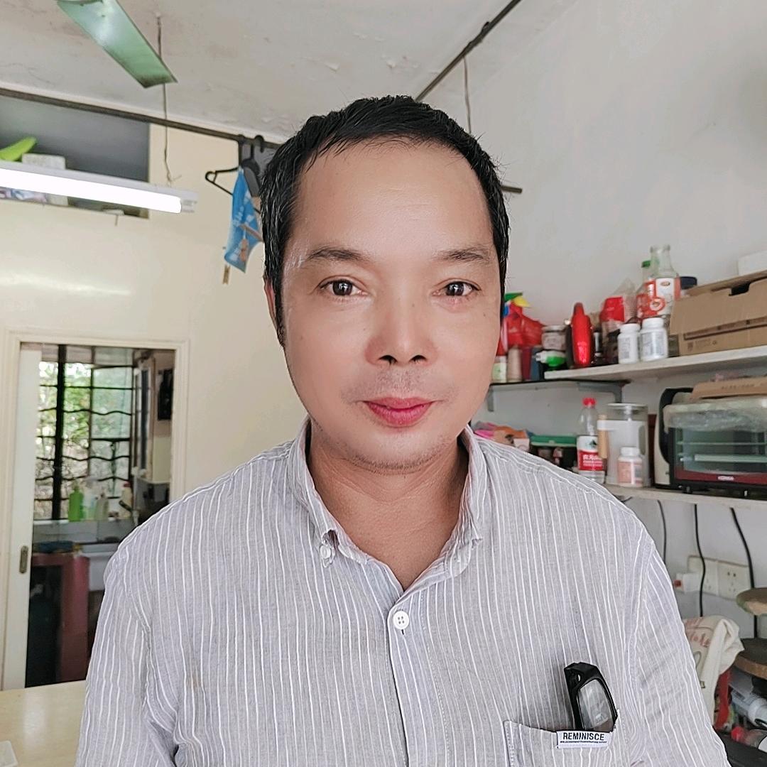 A吴领导（六六装饰）