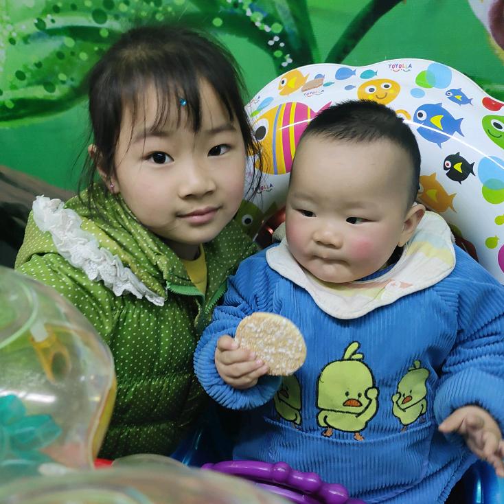 无敌可爱小宝贝