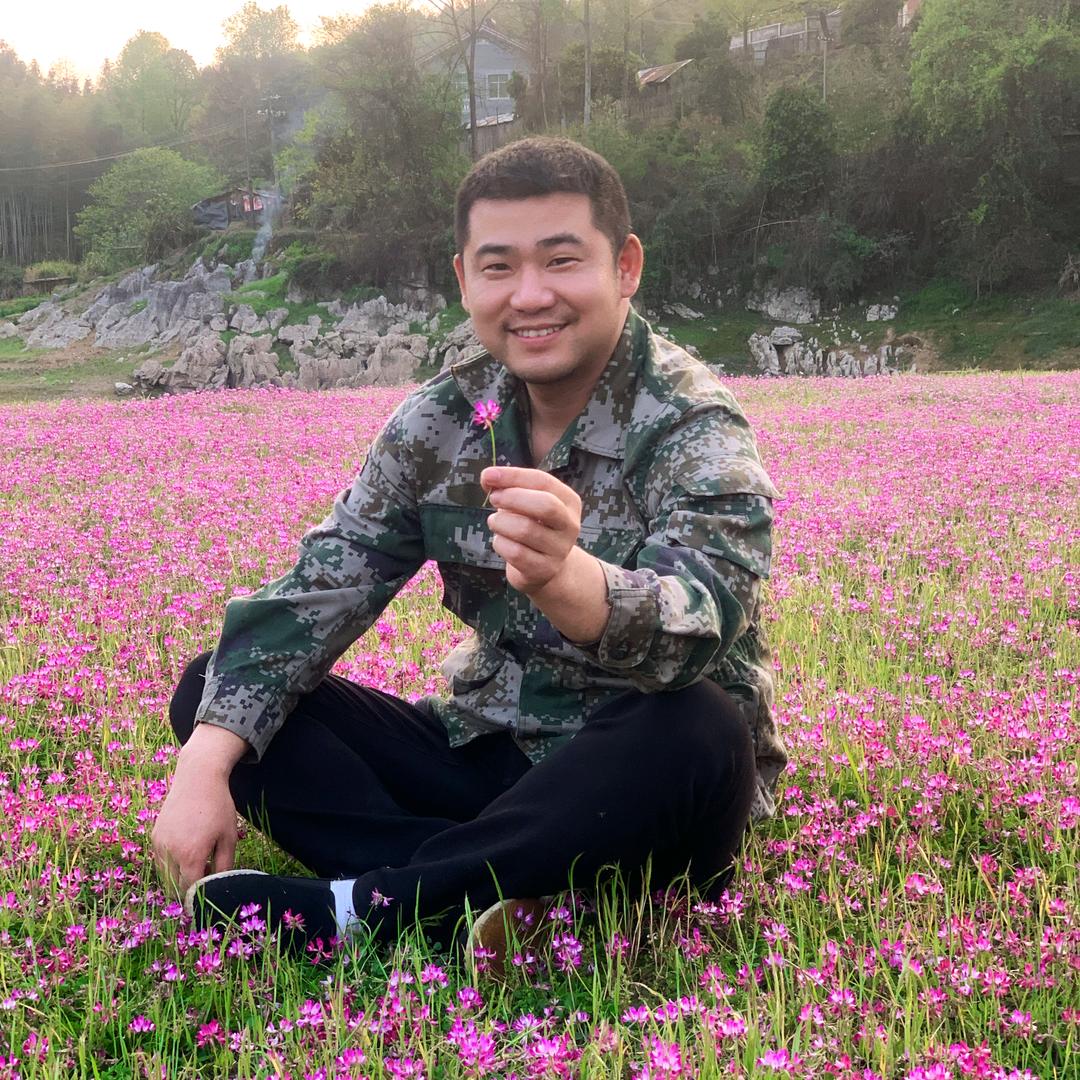 阿潘和湾湾的小日子