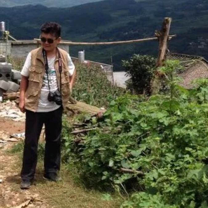龙石尚文化《黔龙化石博物馆》